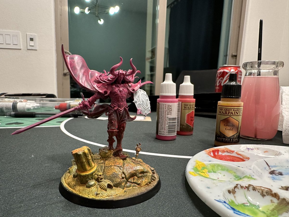 zzbajie's tweet photo. Prince of Slaanesh #sigvald #slaanesh #warhammer #miniaturepainting https://t.co/cegZjVdkoO