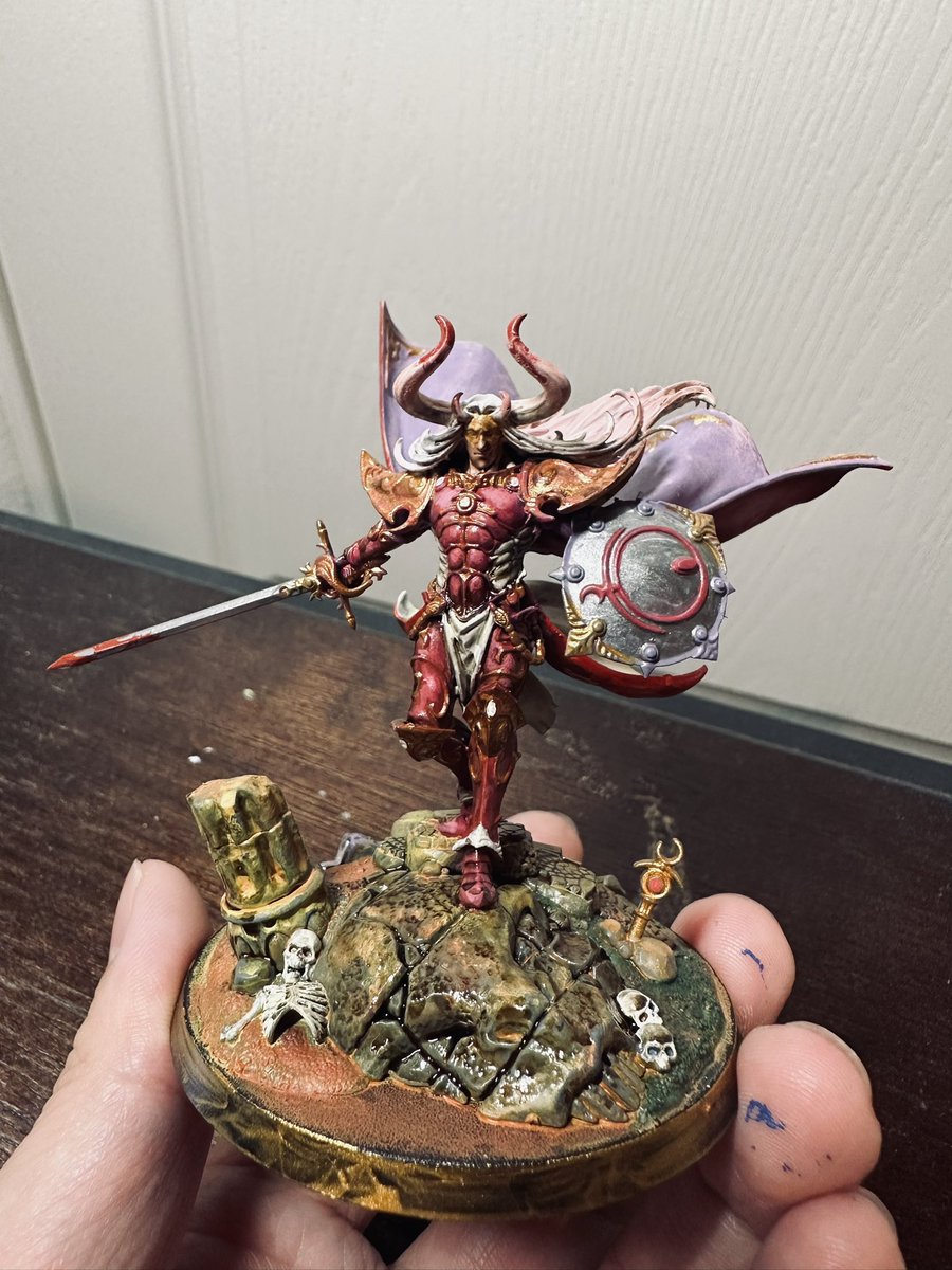 zzbajie's tweet photo. Prince of Slaanesh #sigvald #slaanesh #warhammer #miniaturepainting https://t.co/cegZjVdkoO