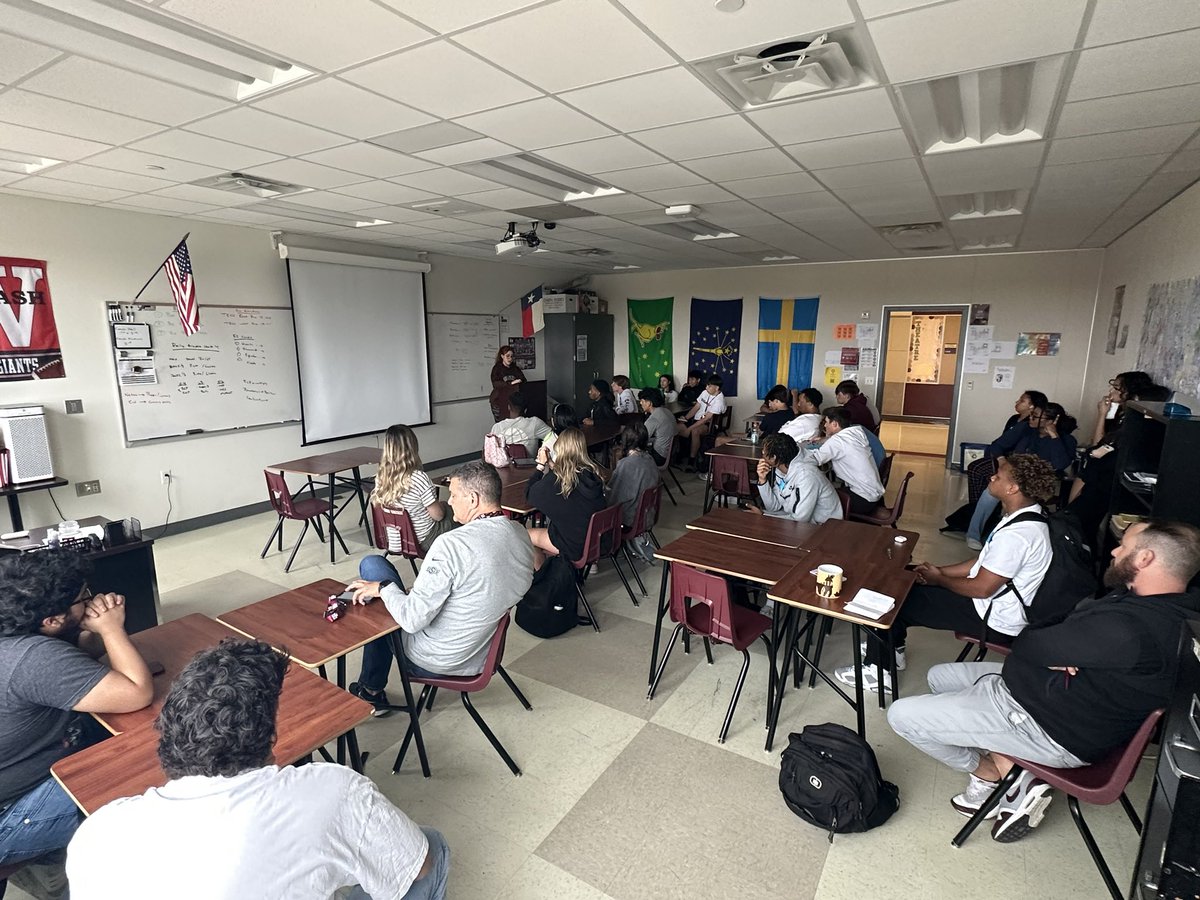 Lewisville FCA tweet media