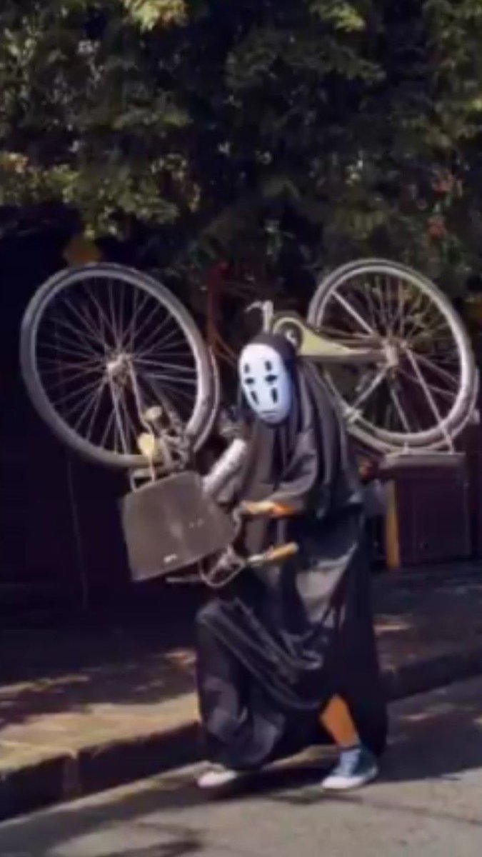noface_2000's tweet photo. อ่า.. อ่า...

(ฉันแค่เข้ามาทักทาย.. เดี๋ยวฉันก็จะออกเดินทางอีกรอบแล้วล่ะ...) https://t.co/S1MkG1bP0Y