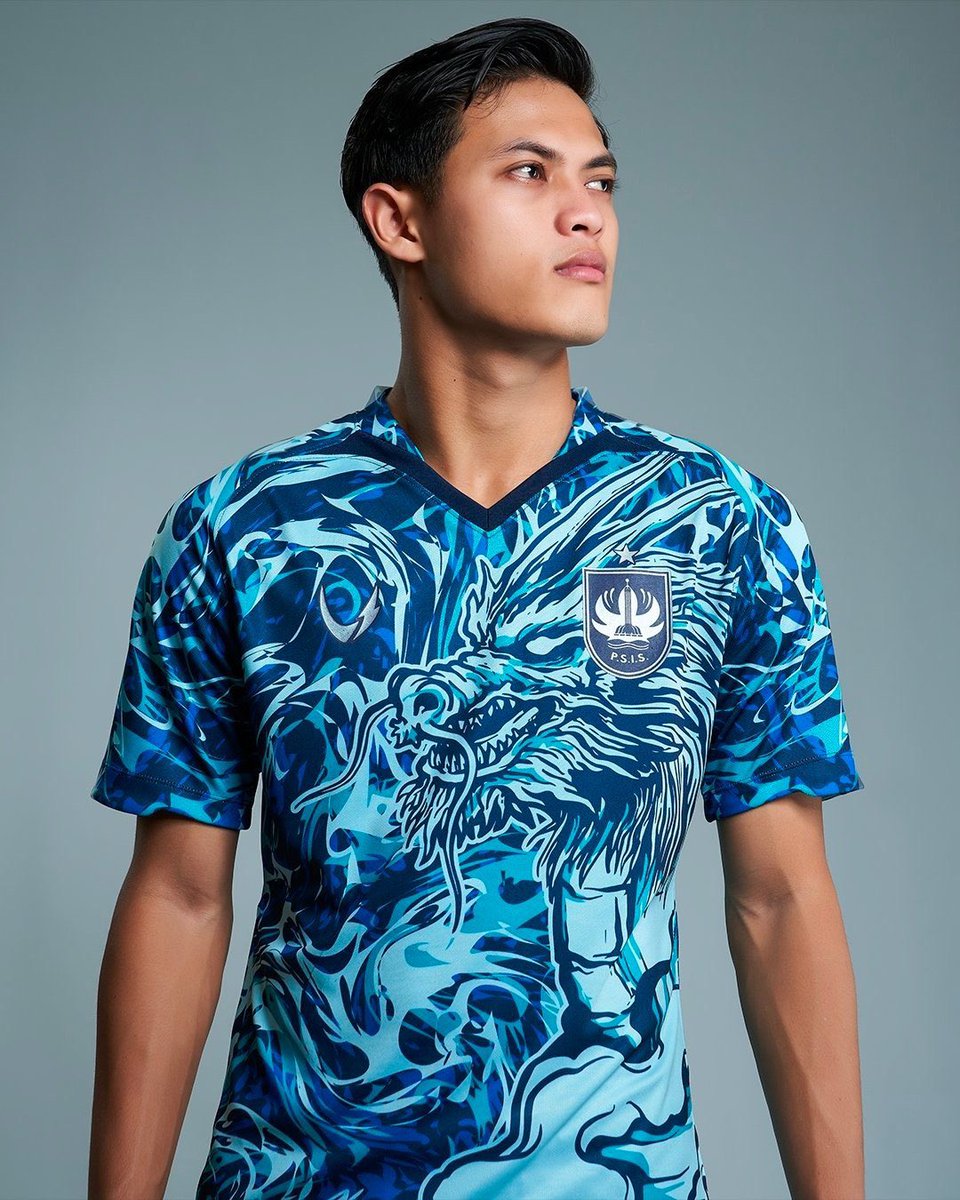 ufcfooty's tweet photo. The nicest football shirt releases of 2023 so far 🚨🔥 https://t.co/KQoTtDfI6z