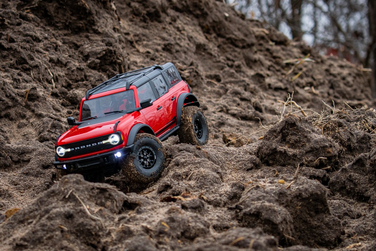 RCNEWB's tweet photo. More mud, more fun.
.
.
.
.
.
.
#rccar #rccrawler #traxxas #trx4m #traxxastrx4m #trx4mbronco #ford #fordbronco #littleguyracingparts #injora #lgrp #tinytrucks #toys #toyphotography #nikon #smallscalerc #hobbies #muddy #mudhill #dirt https://t.co/xLDMTdd2na