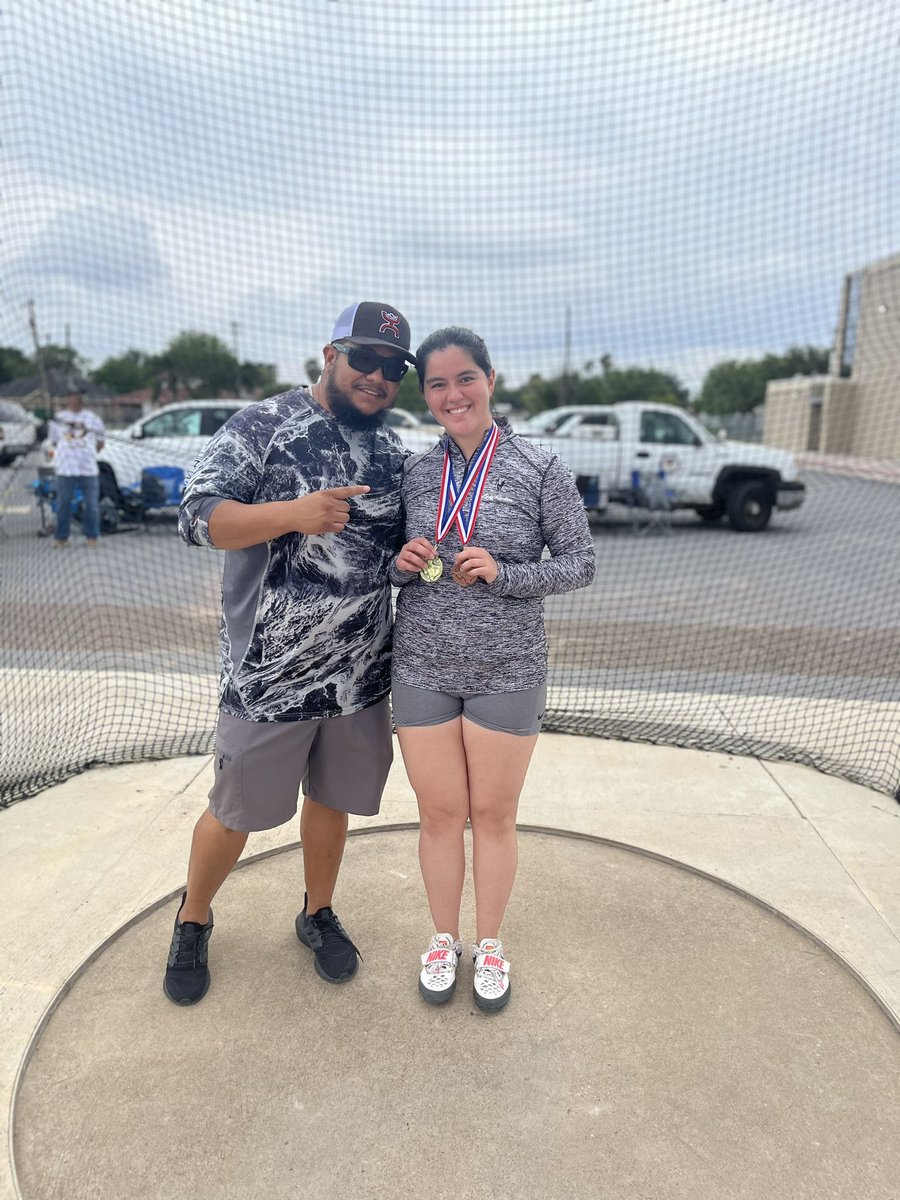 PsjaNorthTrack's tweet photo. 🗣️Huge Congratulations 🎉🎊 to our Area Champion Jaylah Martinez our Raider Family is very proud of you! Jaylah will also advance in the Discus!! #regionals https://t.co/G6dOpIhaxC