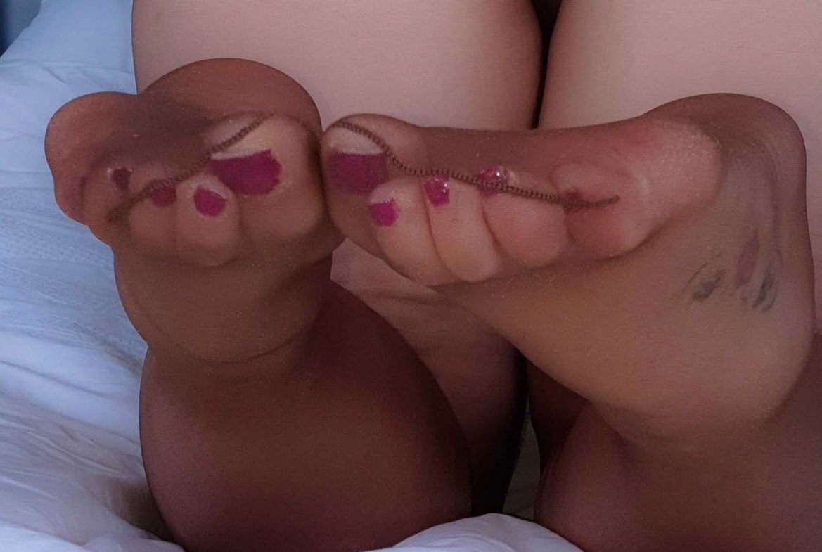 footlover888's tweet photo. More, more, MORE! 👅👣 https://t.co/3hoPH7GkbH