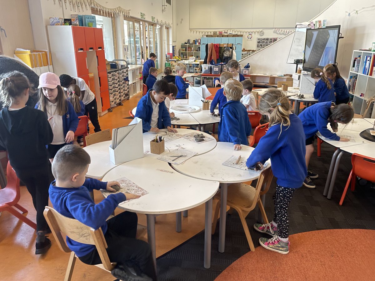 Y1WFA's tweet photo. We’ve had another tremendous Thursday of learning. We were athletes with @BSFound this morning! This afternoon we were Artists, learning the skills to make clay models and as Musicians we were learning about pitch using a pitch ladder and glockenspiel! #curiosityandimagination https://t.co/IFVcq9OJcl