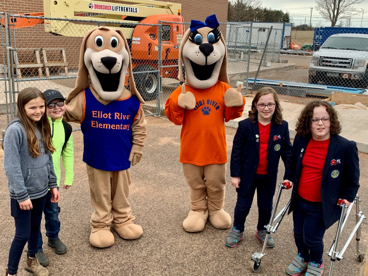 Easter Seals Ambassadors Katelyn and Meghan Rogers visited 63 schools during their Island tour.
Meghan and Katelyn’s motto is "Believe in yourself and don’t give up."
Congratulations girls! 
eastersealspei.org/ambassador