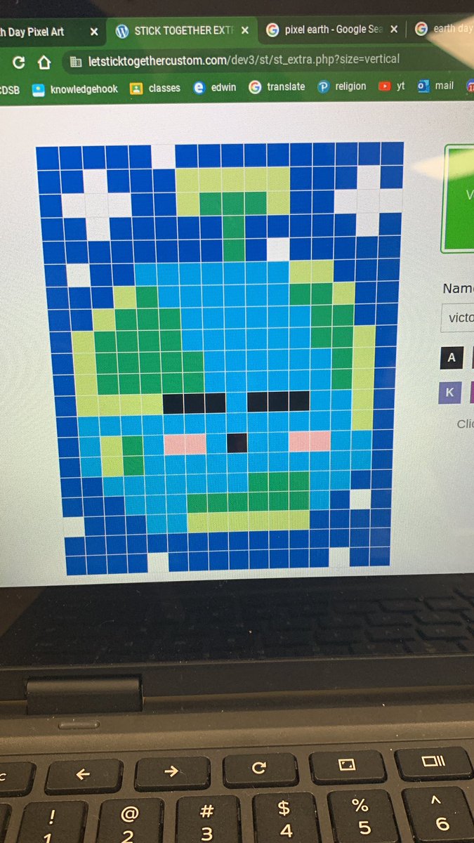 MrsKJordan's tweet photo. More Pixel Art @TheCobblestoneC  and @byStickTogether https://t.co/PLHDRtZRwa