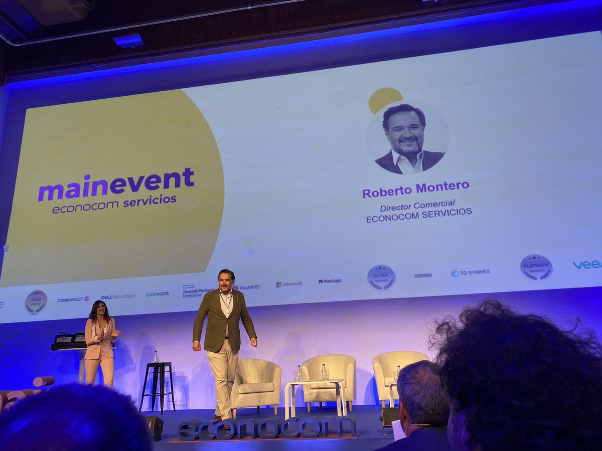 bobnacho05's tweet photo. Starting !! #maineventservicios @robertomonterol https://t.co/Wq3djarpim