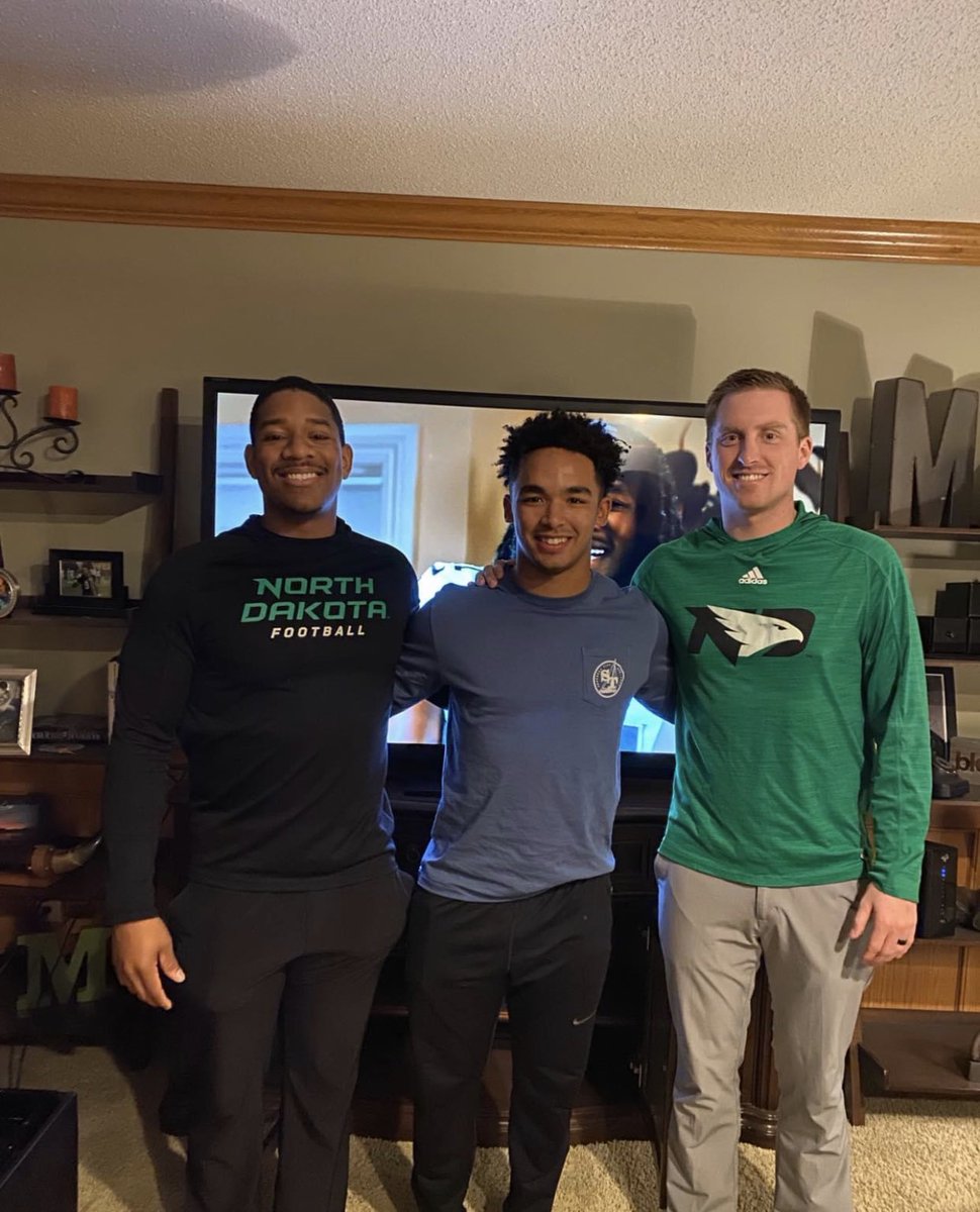 How beautiful for a kid to find a purpose and give everything to something? Saying goodbye to football &amp; Grand Forks after 2 years of rehab has focused me💚

Everybody has played a part and I am thankful for everybody’s smiles!
See you this summer Happy Valley🤙🏽