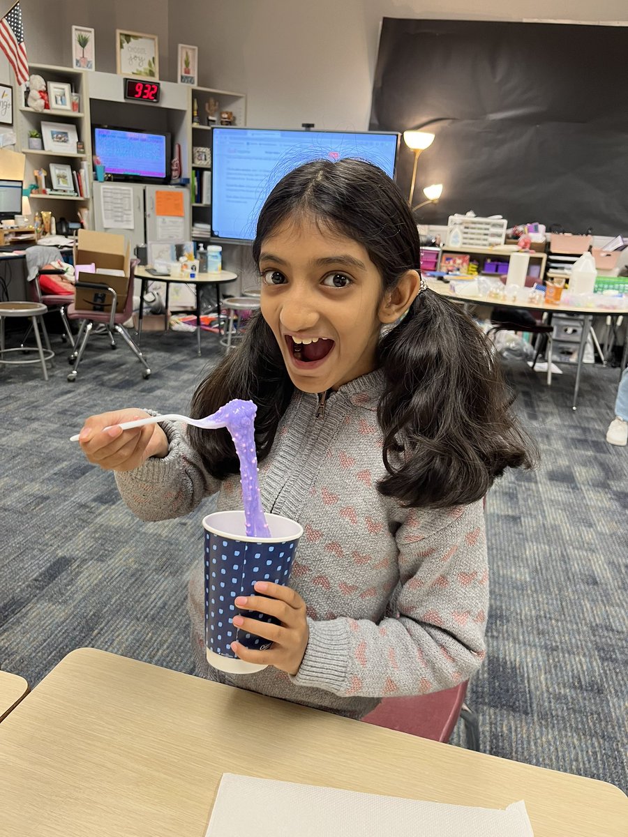 MrsTrang_'s tweet photo. A little post-STAAR slime activity to relieve that stress!!!! @ExplorersCol #CAMPCollins https://t.co/q8IcIMdZpj