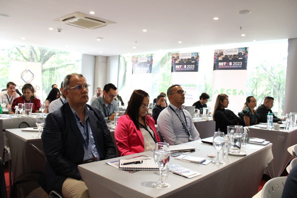 Colcob_Colombia's tweet photo. Alejandro Escobar @SectorialCo en el #ForoColcob - Cali “Estamos viendo el fin de la permacrisis, no vamos a tener una recesión sino una desaceleración de manera global” #Retos2023 https://t.co/qhZchkA3BH