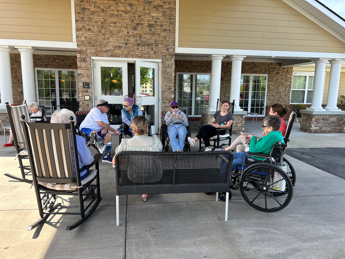 WillowsatFF's tweet photo. Beautiful day for porch sitting and conversations!  #TeamTrilogy #WillowsAtFritzFarm #WhereFamilyComesToLive #SeniorLivingLexington https://t.co/V3T1AJr1DH