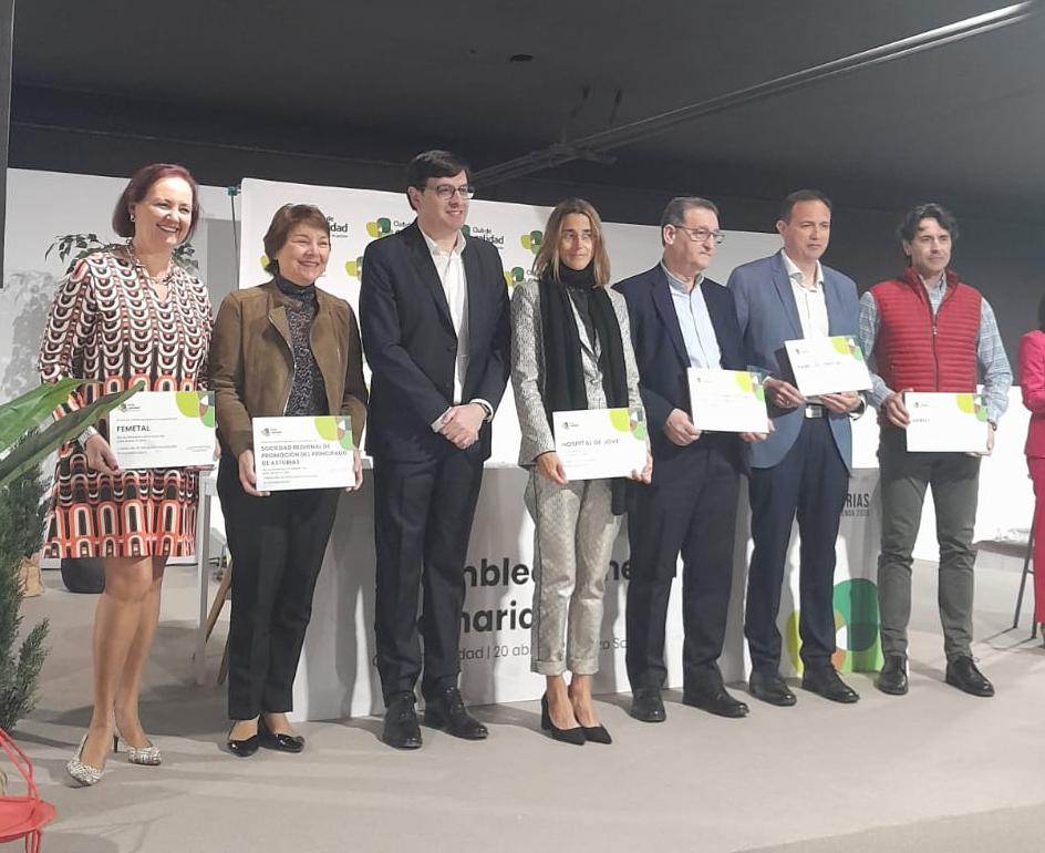 SRPAsturias's tweet image. ▶️ Hoy hemos asistido a la Asamblea del @clubcalidadcom, centrada en sostenibilidad. Hemos recibido un reconocimiento por nuestros 15 años en el Club, y hemos escuchado a @BayerPharma (premio CEX 👏👏), #Hunosa, @IsabelIsamoren y representantes de @GobAsturias. 
¡Gracias a todos!
