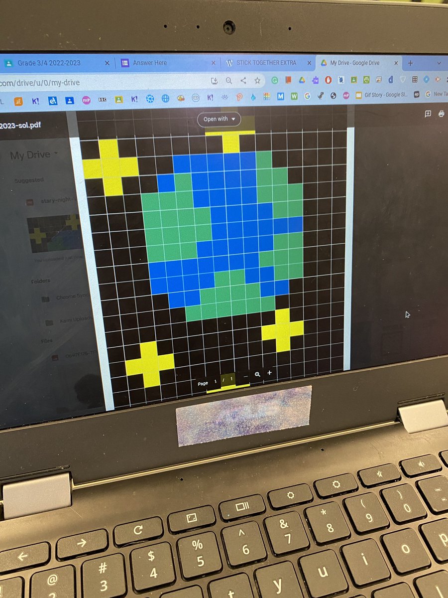 ddfish's tweet photo. Earth day love with pixel art in Grade 3/4 @HASlearns @TheCobblestoneC @byStickTogether https://t.co/yRf6pTpSHS