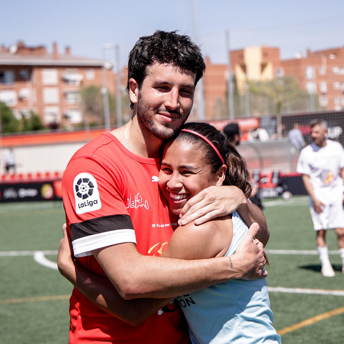 AtletiFemenino's tweet photo. De Colombia para el mundo 💛💙❤️ https://t.co/DBJcetxaDW