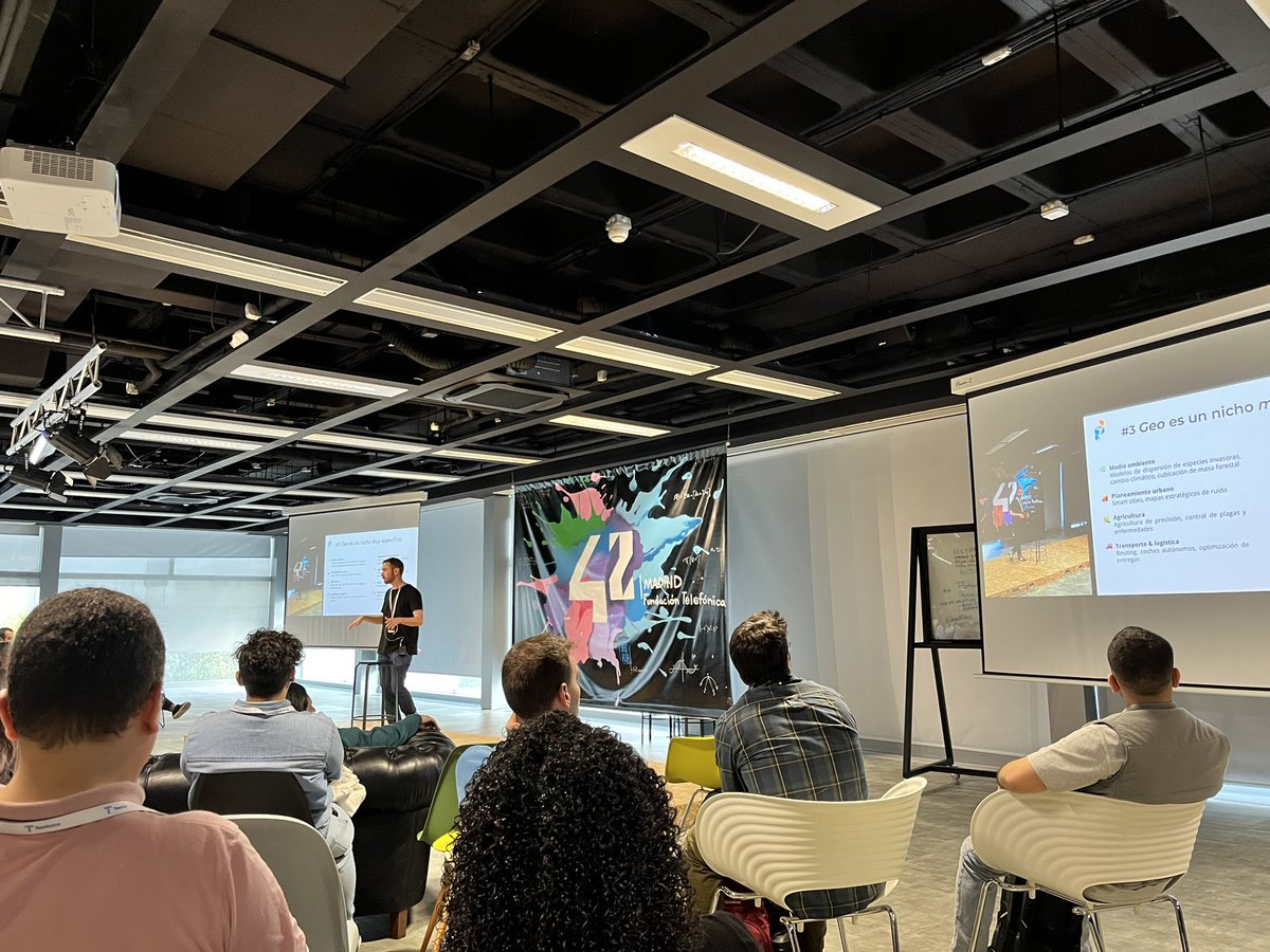 JoseDiaz_M's tweet image. #PyDataMadrid