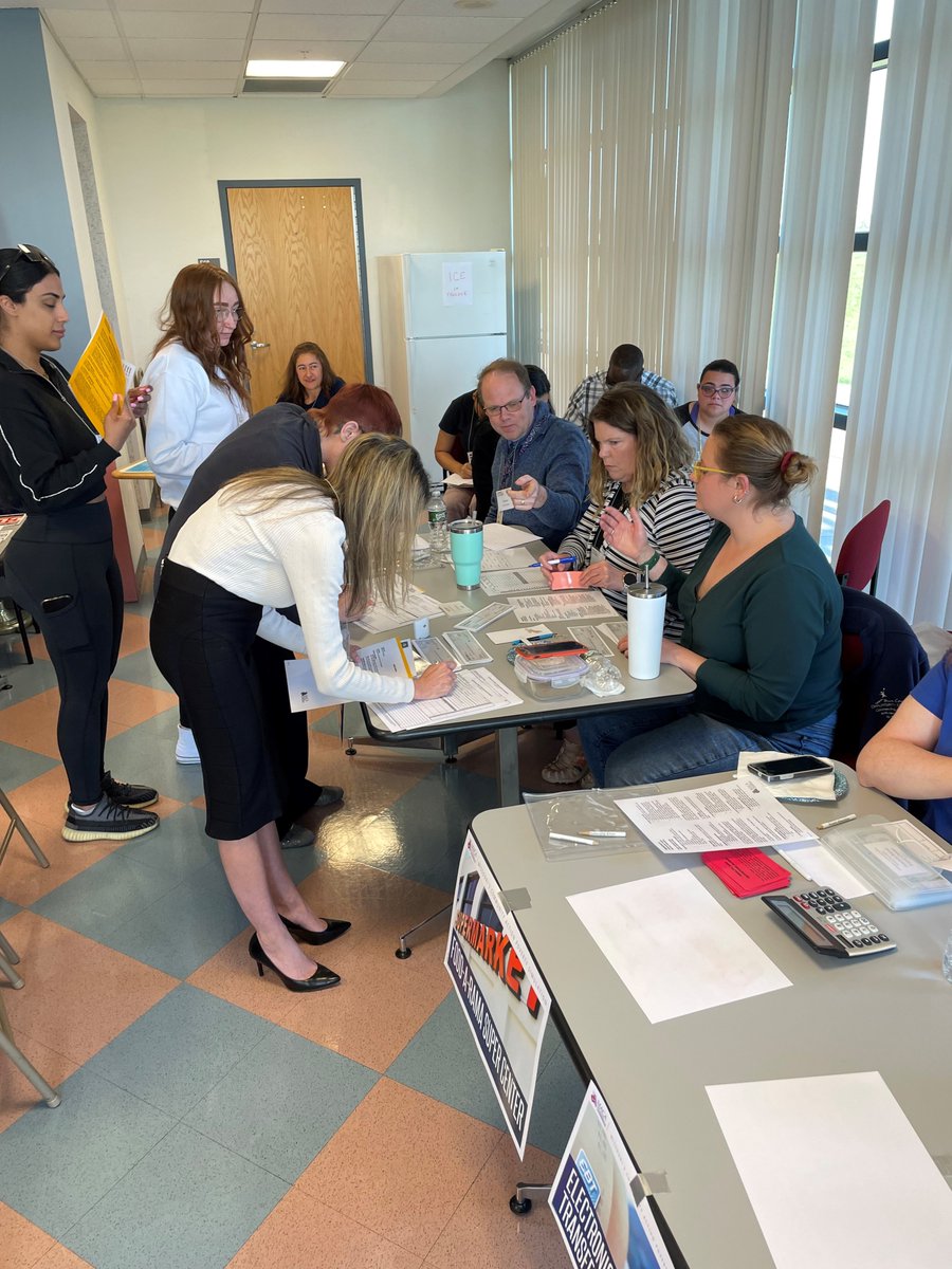 BCOpportunity's tweet photo. #TeamBCOC hosted a Poverty Simulation for students at @HolyFamilyU. They got to experience living in poverty by being "placed" into real-life scenarios that the low-income community faces within a month. We are #BCOCProud to share these experiences with our community ๐๐ https://t.co/Ao5bVcZpfX