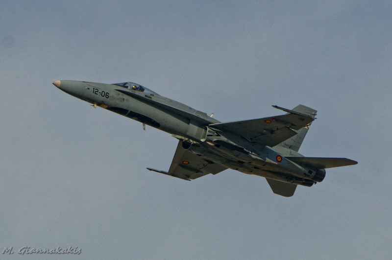MyronGian's tweet photo. EF-18 from the Ejercito del Aire F-16 will participate at this year's Iniochos exercise.
In the photo EF-18A Hornet from the Ala 12
#spanishairforce #españa #Hornet #f18hornet #ef18 #spanishhornet #boeing #mcdonnelldouglas #multinationaltraining #multinationalexercise https://t.co/55HOgOSxIM