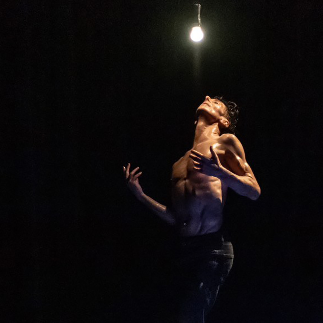 vidf's tweet photo. #TONIGHT the premiere of Noam Gagnon's "being" goes live at 7 PM PDT. 🤩

All performances of being will be livestreamed exclusively from @kwstudiosvan 

Get your tickets here: https://t.co/jTzGCB1vC3

Photos  by Erikzenn Strom https://t.co/cx5GPx5gjG