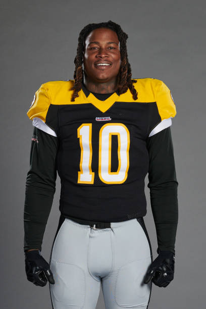 DSports75727469's tweet photo. USFL Pittsburgh Maulers LB Reuben Foster 12 tackles, season opener against the New Orleans Breakers https://t.co/gShlxY6IyQ