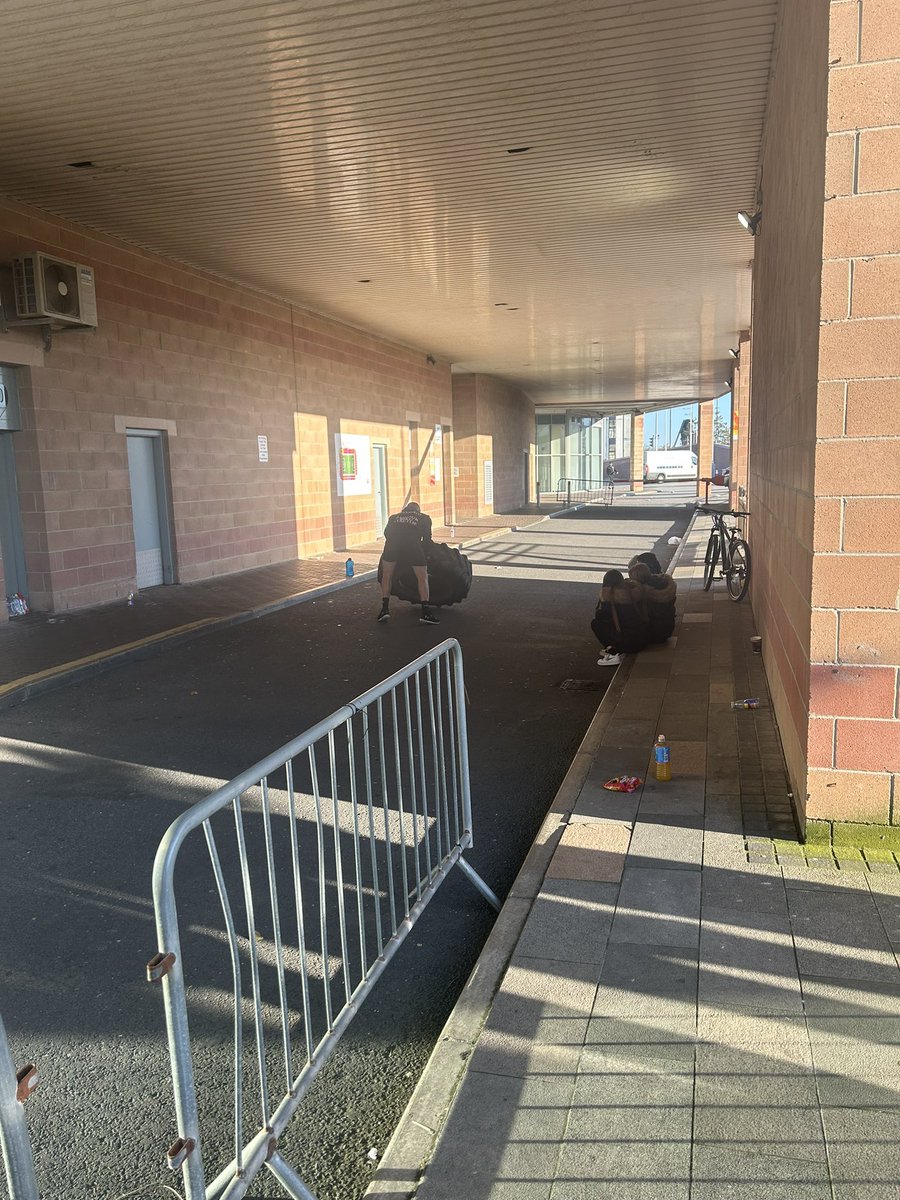 tangerine_jord's tweet photo. Just been down to cheer Cal on.

Get down and show him some love, and if you can’t make it please donate - all for Dementia in Blackpool.

RT’s welcome

https://t.co/GIcw4AXU8Q https://t.co/aKoR0Btbie