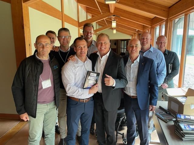 ScottVMG's tweet photo. Thank you @AdecDental for inviting me to keynote at your Global Sales Meeting! It was an honor to speak to such a wonderful group of people.

#Gratitude #Adec #AdecDental #Innovation #DentalIndustry #VisionMindsetGrit https://t.co/aVjmhkyoWz