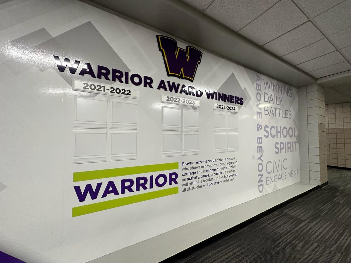 VarsityGroupDSM's tweet photo. New wall wraps and award displays at @Waukee High School. These a great way to add color to your hallways! And provide a great photo space!

@WaukeeCSD 

#GoWarriors #Warriors #Waukee #IowaSchools #VarsityGroup https://t.co/QnH5GyJoEp