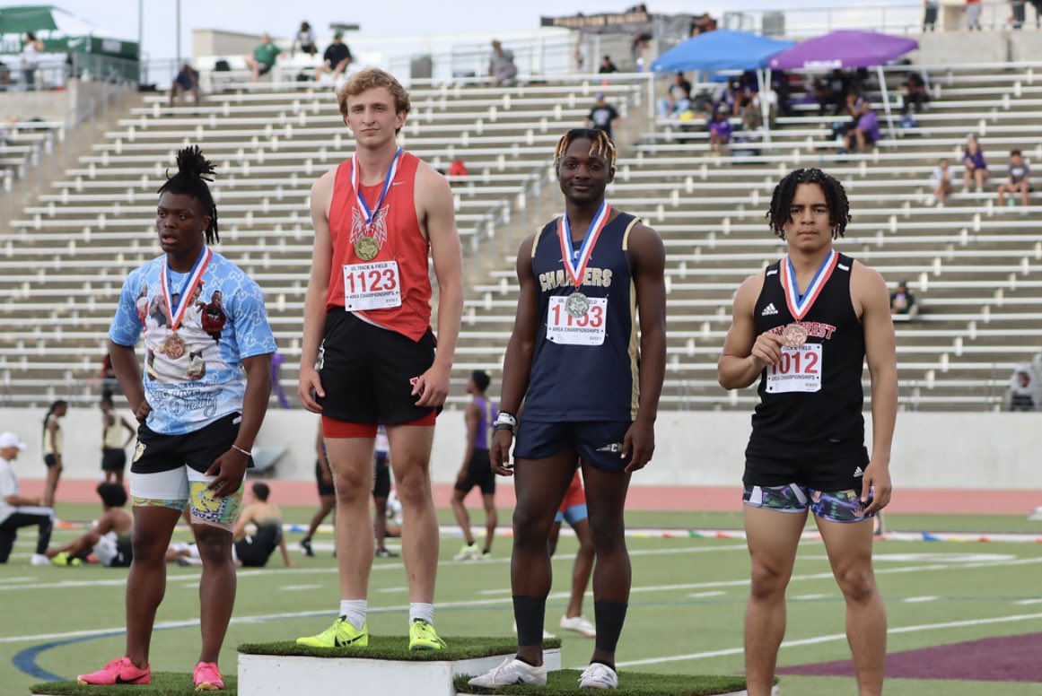 ConradSchools's tweet photo. New 100 meter Conrad school record holder Jaquarius Gordon places 2nd at Area and now advances to the Regional Meet next weekend!

@emmettjconradhs @ConradCharger @dallasathletics @dallasschools @VivFairley @SBarrios_DISD @DanforDISD @silviasalinas25 https://t.co/NdxzX0Opgj