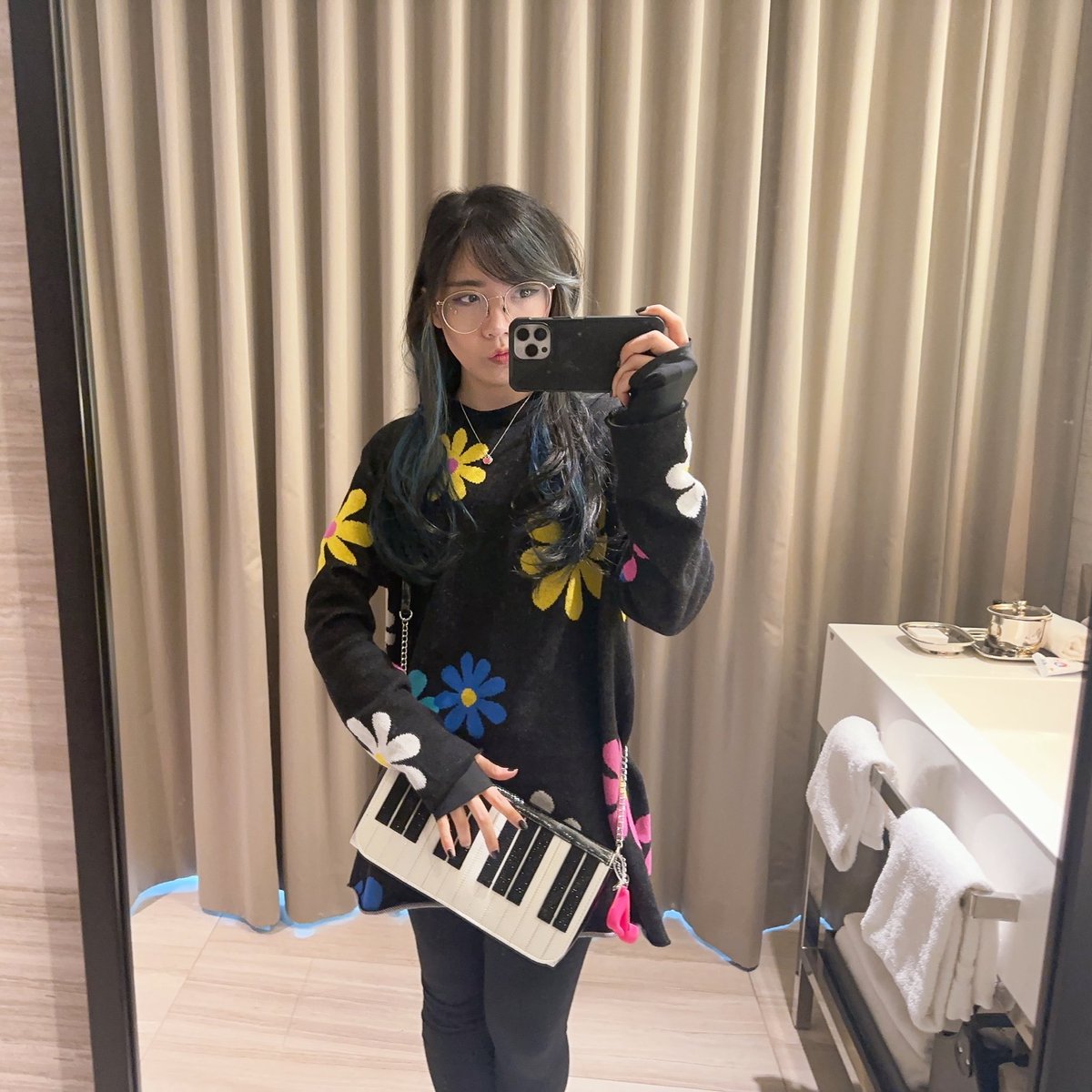 LilyPichu's tweet photo. 🎹 🎶 https://t.co/SglMkZO6GB