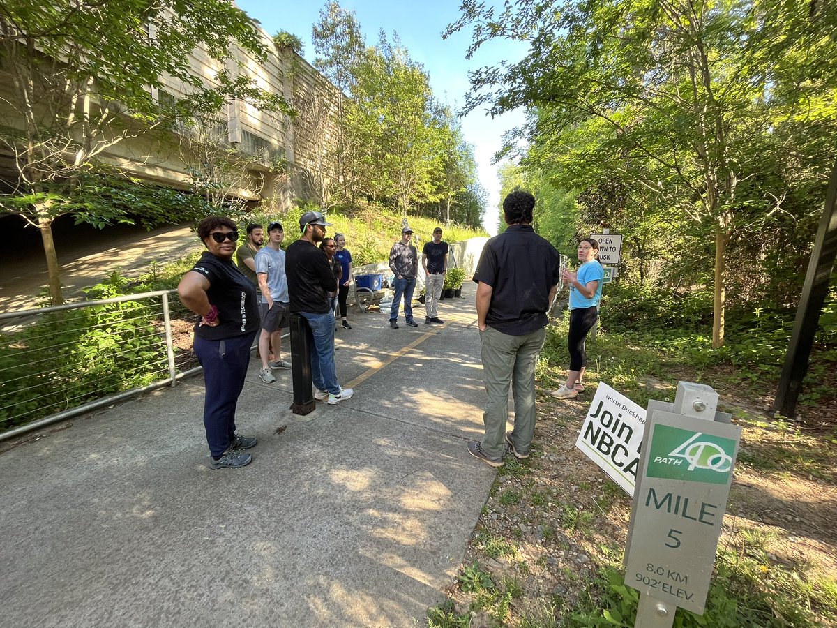 jackiedavissays's tweet photo. In honor of #EarthDay 🌎 a group of @Salesforce #Atlanta employees ☁️ gathered @PATHFoundation’s #Path400 in partnership with @LBI30326 to clear out overgrown weeds and add native plants for pollinators 🌱 🐝 🦋
-
#Salesforce #Volunteering #ATL #EmployeeEngagement #VTO #TMP https://t.co/4cXmiK1P6o