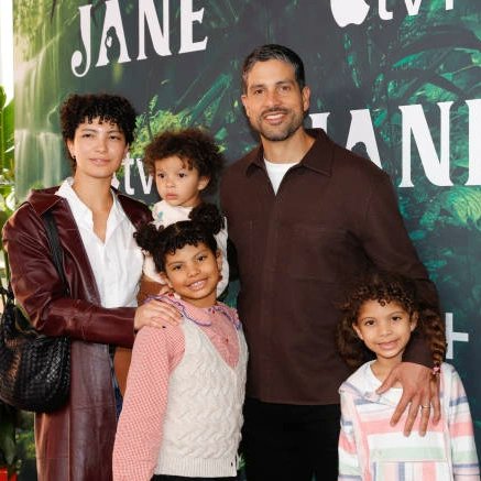 AdamRodrig51221's tweet photo. Adam, his wife Grace Gail Rodriguez, his daughters Frankie Elle Rodriguez &amp; Georgie Daye Rodriguez and his son Bridgemont Bernard Rodriguez in April 14, 2023  ♥️
Instagram : AdamRodriguezFans
#AdamRodriguez @_Adam_Rodriguez
#FamilyRodriguez https://t.co/QDSK8LNEIv
