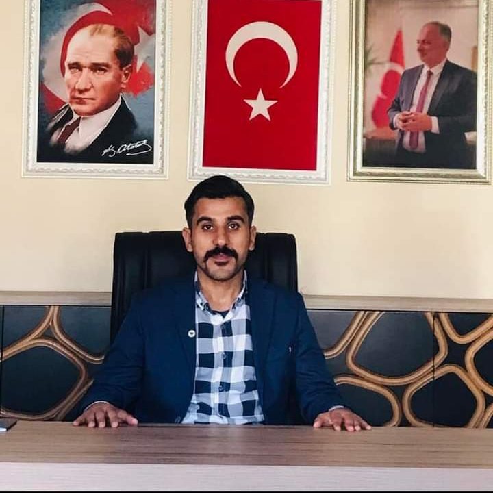 recai_akbaba's tweet photo. Kalpler ancak Allah c.c. yi anmakla huzur ve saadete erebilir. Dua ve selam ile Ramazan Bayramınızı kutlarım. https://t.co/0hMYGB3ieF