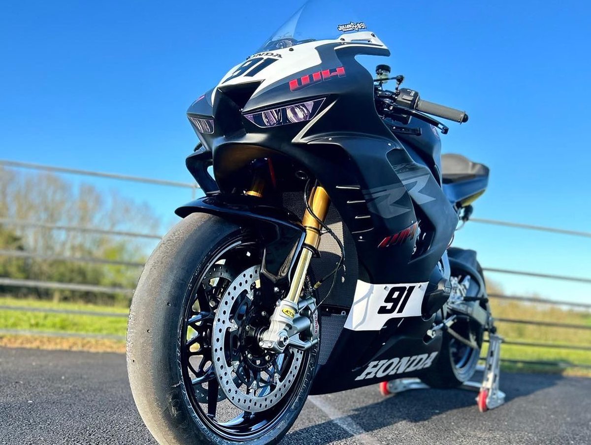 WH Racing Team tweet media