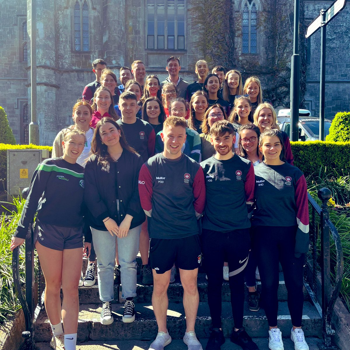 MOideachas's tweet photo. Seo chugaibh a phríomhoidí: Ranga na céime MGO 2023.
Grúpa álainn, agus múinteoirí nuacháilithe den scoth - aireoidh muid uainn sibh!

‘Chuile rath oraibh a #ClannMGO! https://t.co/XEBRBlH2bZ