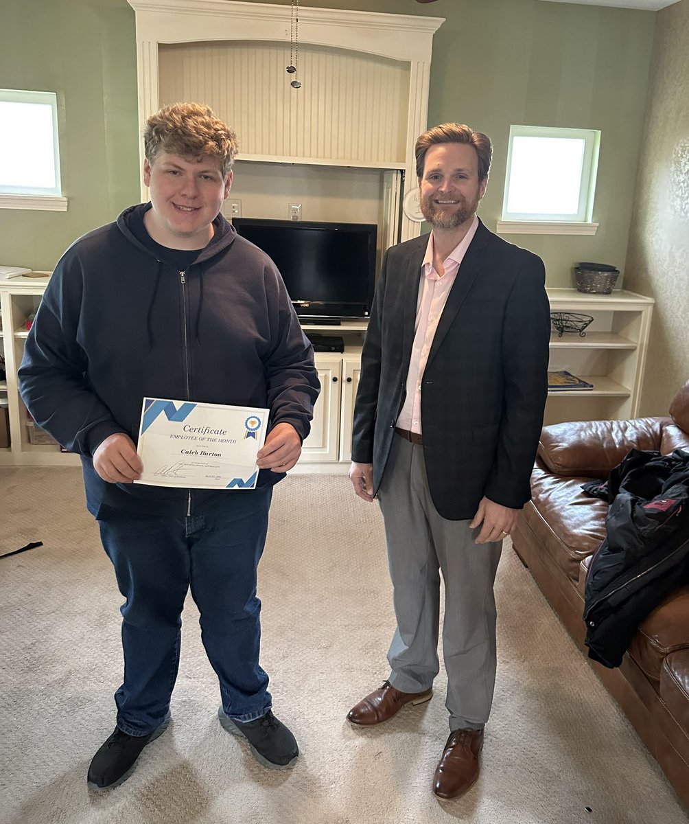 Congratulations to Caleb Burton <a href="/TonkaNation/">Tonka Nation</a> for receiving employee of the month of April! Caleb is hard working, a team player and recently has been accepted into Project Search!
@NKC_Transition <a href="/Tonka_News/">Tonka News</a> <a href="/SamanthaPoindex/">Samantha Poindexter</a> <a href="/NKCSchools/">NKC Schools</a>
