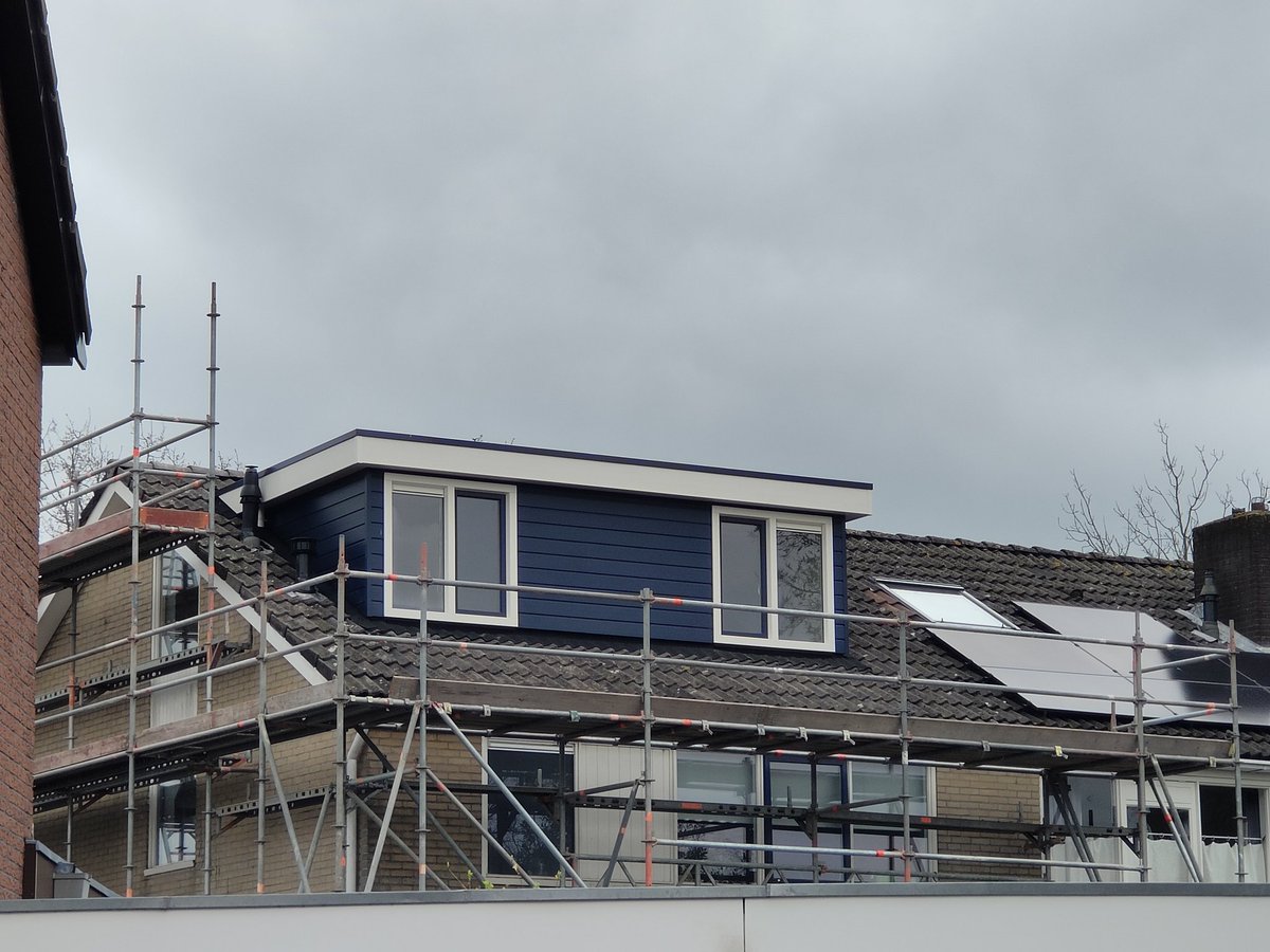 bbmarum's tweet photo. Na dakrenovatie prefab dakkapel eigen fabricage aangebracht op dak woning in Roden. https://t.co/wJ7huGRApj