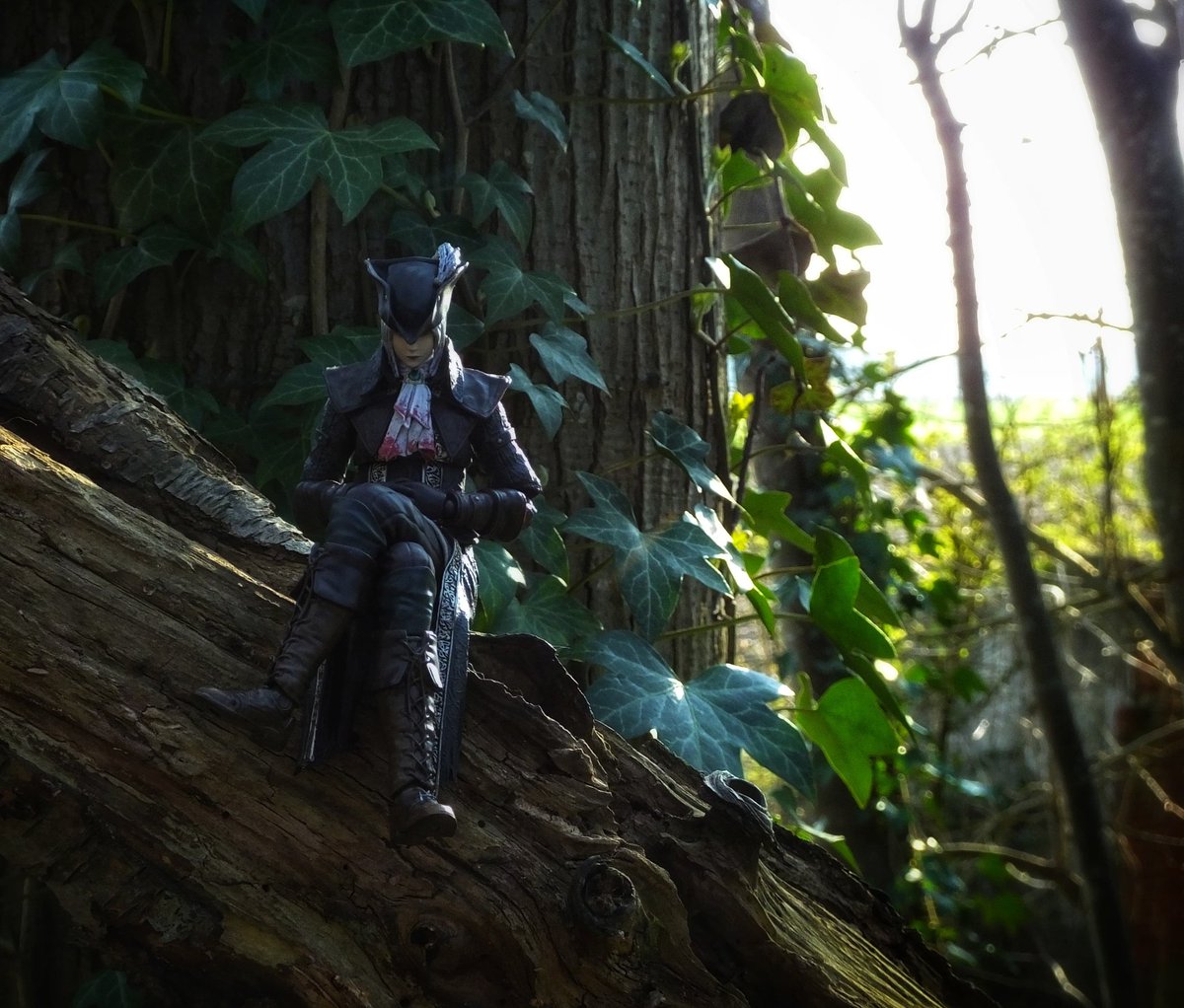 YharnamHuntr's tweet photo. "Hm... A visitor? How unexpected..."

#LadyMaria #Bloodborne https://t.co/af2u3z7roQ