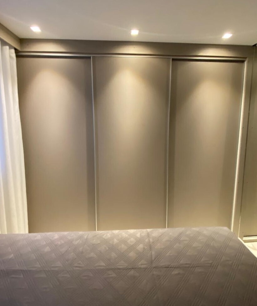 GepetoMoveis's tweet photo. Lindo guarda-roupas com 3 portas de correr.😍😍😍

#guardaroupa #armario #quarto #gepetomoveisplanejados #mdf #decoracao #design https://t.co/ofudBXbRHw