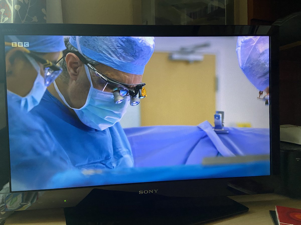 Great to see @leeds_hearts cardiac surgeon Mr Osama Jaber on #savinglives recently. Performing arterial switch surgery on neonates, with a heart the size of a strawberry, is frankly incredible. @kate_englishhq @AchdExpert @ACHD_Hannah @LeedsHospitals