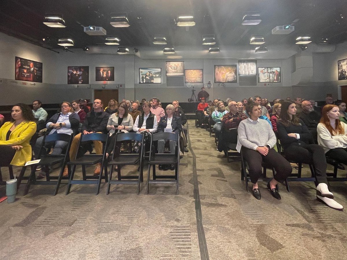 Shira Stoll tweet media
