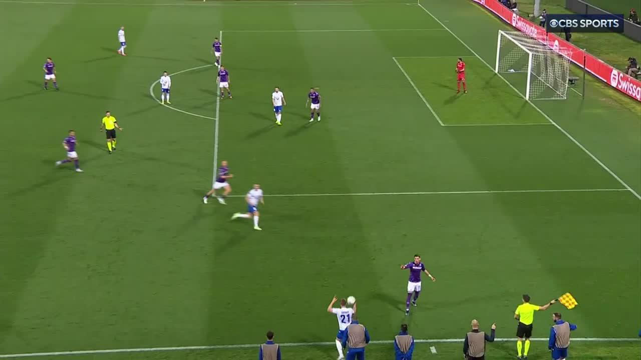 LECH POZNAN HAVE TURNED AROUND A THREE GOAL DEFICIT IN FLORENCE. 😱”