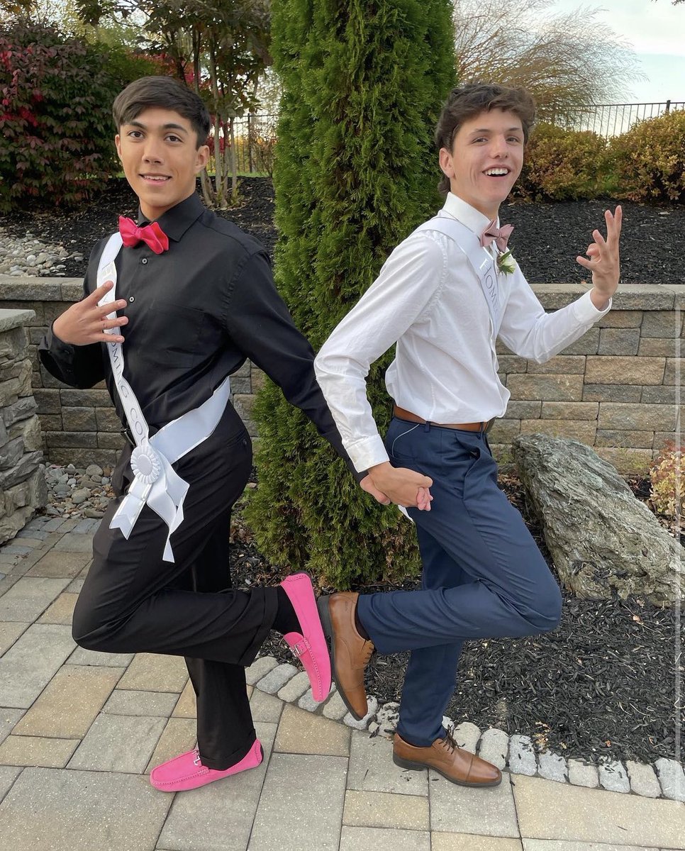 MavsManval's tweet photo. 🥍 BOYS LAX SENIOR NIGHT🥍
Mavs😈 vs Shitters Mill🤮
6:30 @ The Stable
Senior Night Walks @ 6
#JesseCaughtLackin #WillRllyTakingSallyToProm #JesseGonnaTakeMarissaSandersAgain #AvaHallForTheEntireCounty #JtPOY #ReidDPOY #SethUrFat #UgliestGirlsInCC #HaventBeatUsInShitThisYear https://t.co/HjPIIt3u01