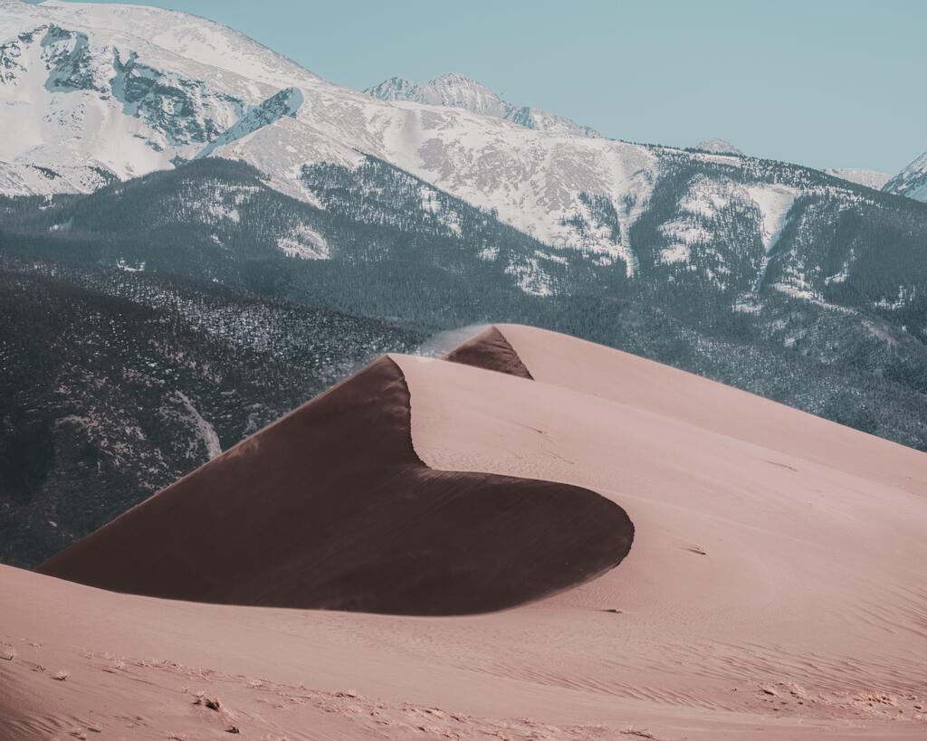 Enjoy the #EαrthPørn!

Great Sand Dunes NP, Colorado, USA 🇺🇸 [OC] [1586x1983] 
Photo Credit: tommydarko12 
.