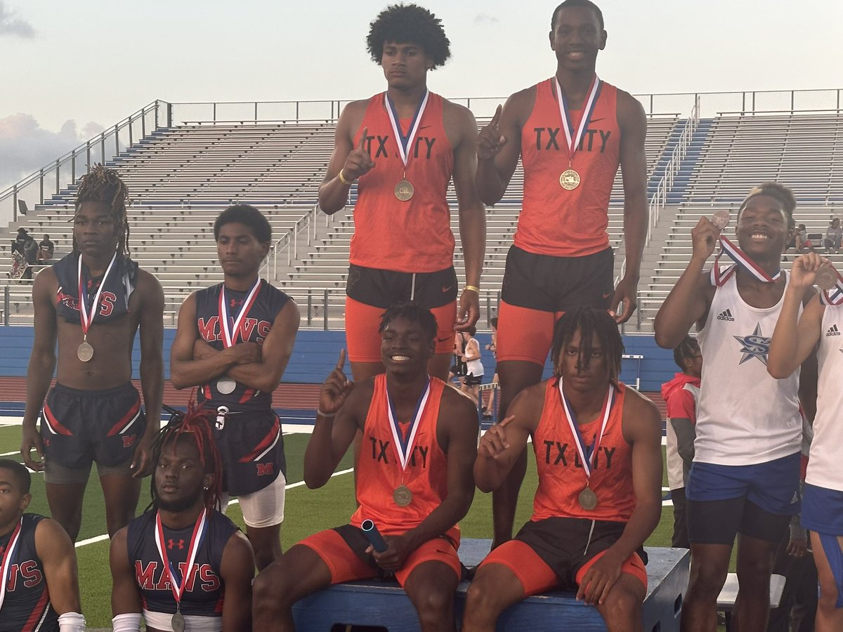 After a great track meet yesterday I’m glad to say we are the District Champ of 2023 
- 4x1 first place 
- 4x2 second place 
- 4x4 first place