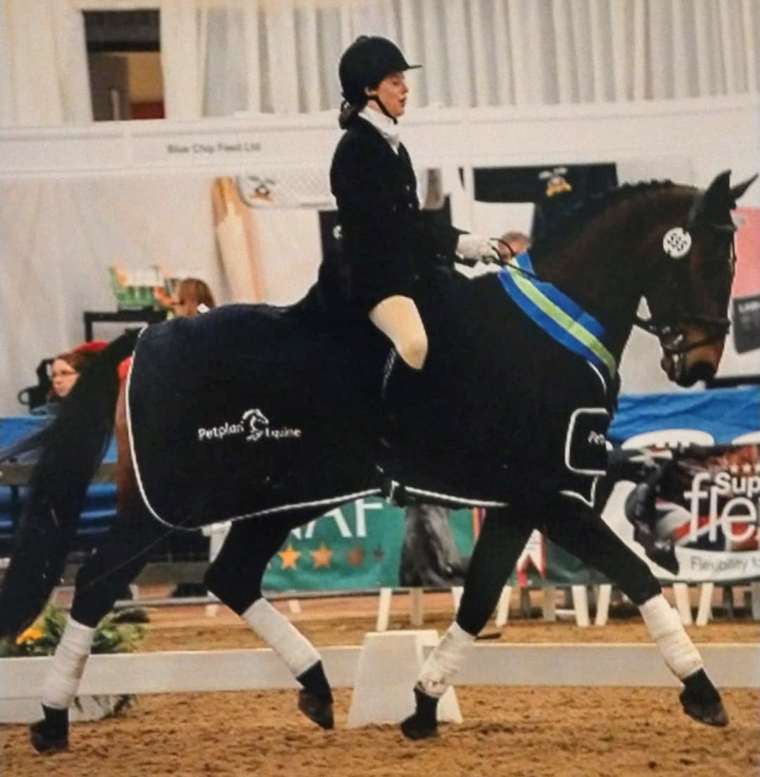 #throwbackthursday to Donovan winning the then Petplan Elementary Restricted Championships in 2012! 🥇Love what now looks old school jacket and hat!