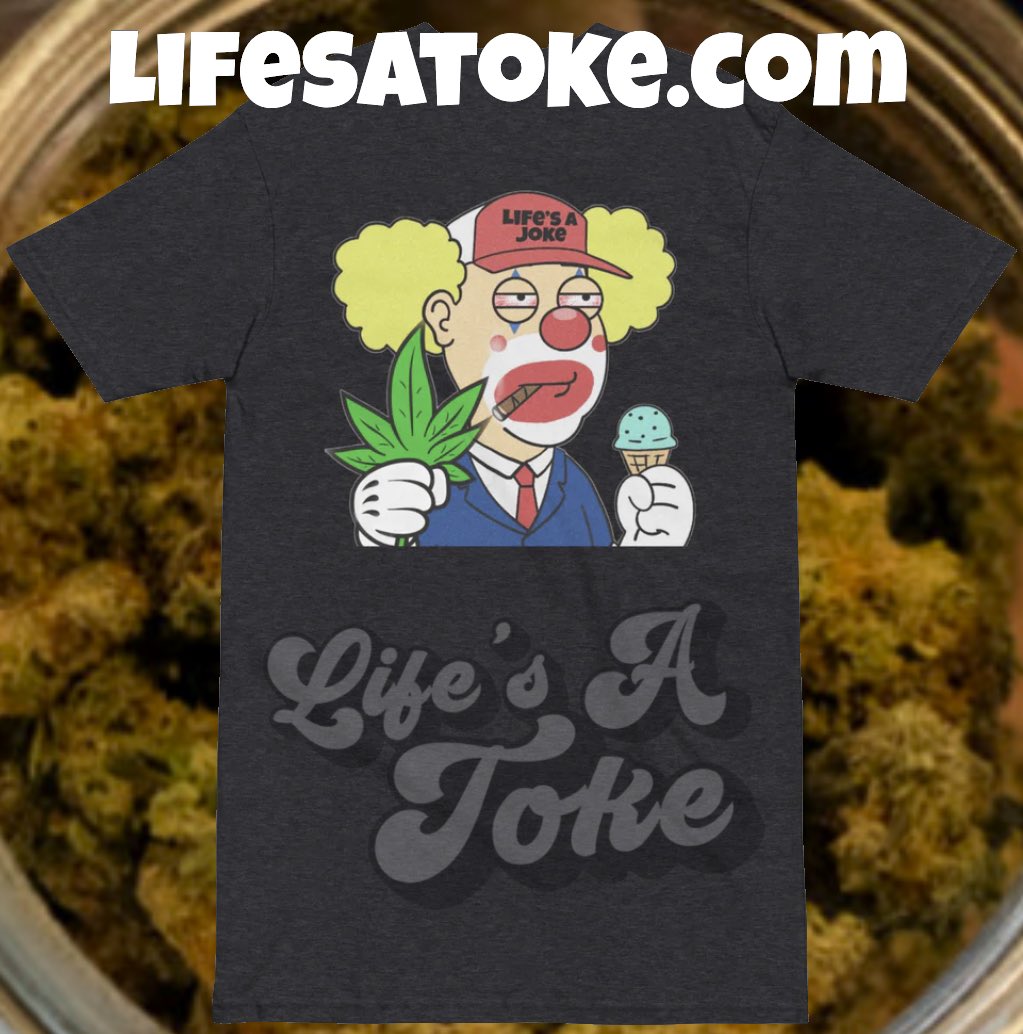 LifesAJoke_NFT's tweet photo. Hey 🤡s… Celebrating 420?

Do it like a true 🤡 with your @LifesATokeLLC merch!

Only Bozos don’t wear stoned clowns.

Happy 420 #Web3! https://t.co/pzarlRJSgI