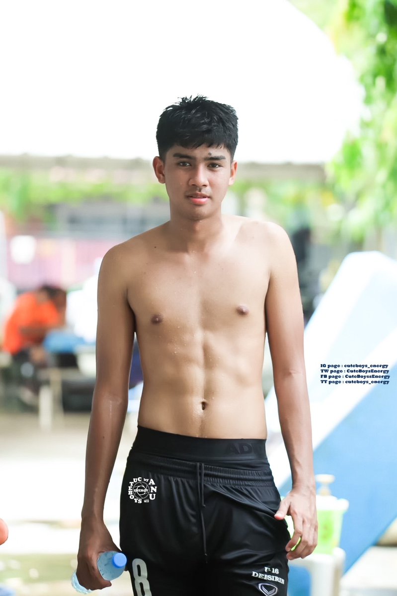 CuteBoysEnergy's tweet photo. HBD17th🎂🎂🎂 ย้อนหลัง “น้องตีตี้” @chananan_19 (19Apr) นักบอลหล่อ จากเทพศิรินทร์💚💛 มีความสุขและสุขภาพแข็งแรง เล่นบอลเก่งๆ ติดธงไวๆฮับ ⚽️⚽️⚽️ #cuteboysenergy #cuteboysenergyหวานเจี๊ยบ #ทำไมผู้ชายในชุดกีฬาจึงน่าถ่ายรูป ##เทพศิรินทร์หวานกรุบ #อ💯 #DS_Energy #teecnn_energy https://t.co/UPzBetgH3p