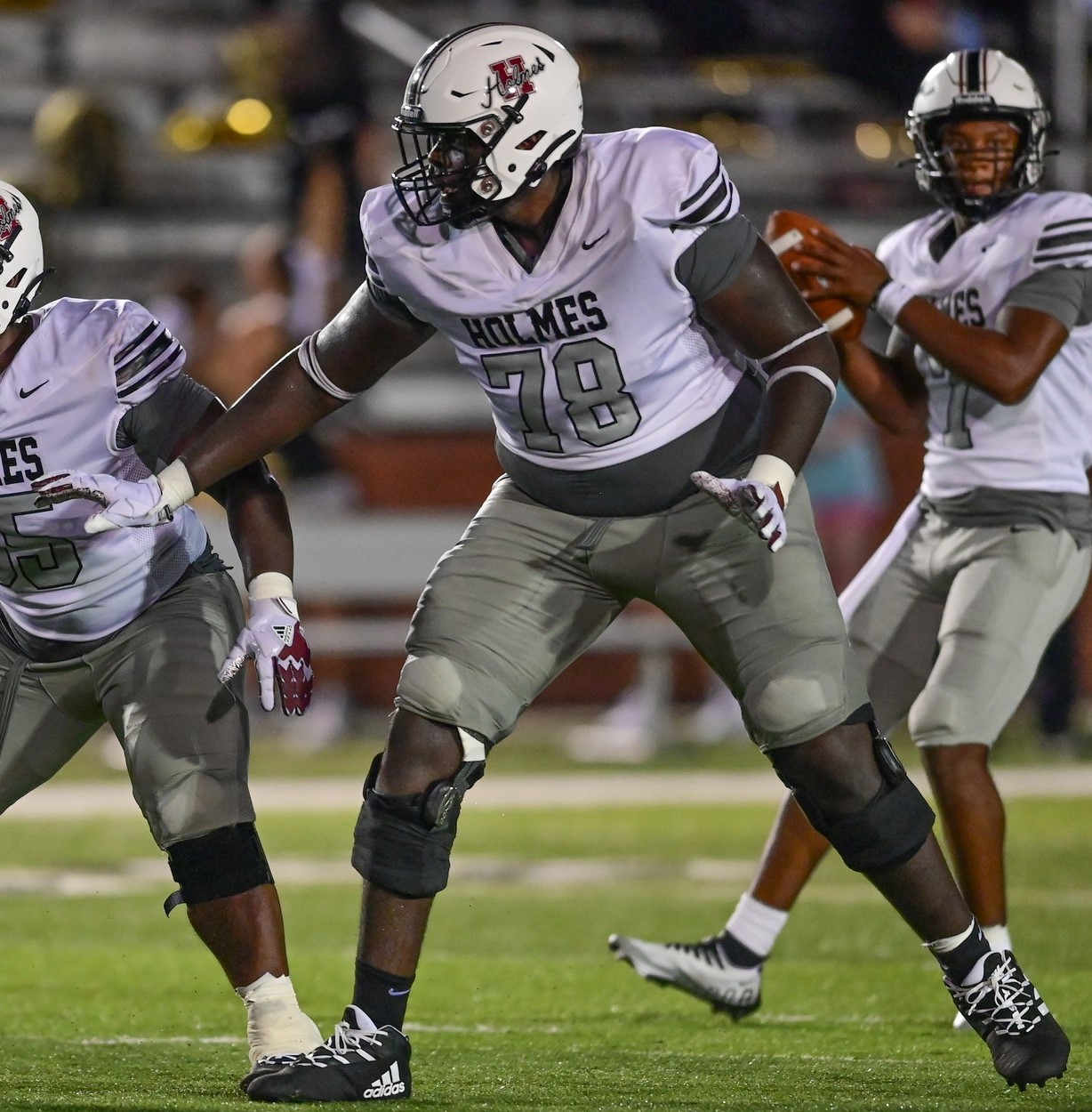 JuCo Football Forer on Twitter "Markel Bell MarkelB_78 Holmes JuCo