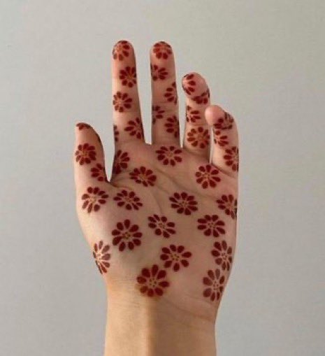 khadiiz's tweet photo. breaking my silence: this design is so ugly https://t.co/86gnHV6Grt