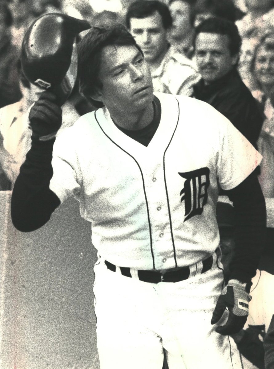 Today's #RandomTigeroftheDay is 1B/3B Darrell Evans. Why? Was drafted 5 times between '65-67, including once by #Tigers ('66) from #PasadenaCityCollege. #Braves '69-76. #SFGiants '76-83. Signed w/DET as FA in Dec. '83. Hit 40+ HR 12 yrs apart ('73 ATL; '85 DET). Career OBP .361.